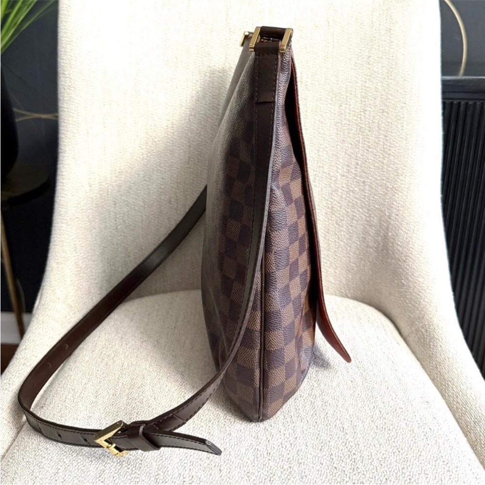 Authentic Louis Vuitton Musette in Damier Ebene shoulder bag brown N51302 - Picture 8 of 16